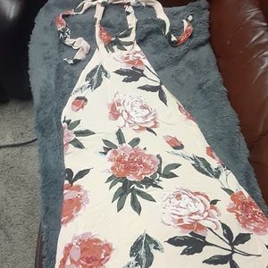 Floral backless dress